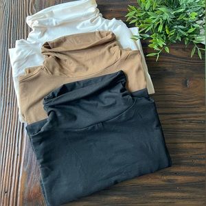 Mock Neck Top (Black)